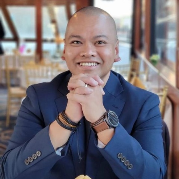 Meet your Posher, Michael - Picture 1 of 1